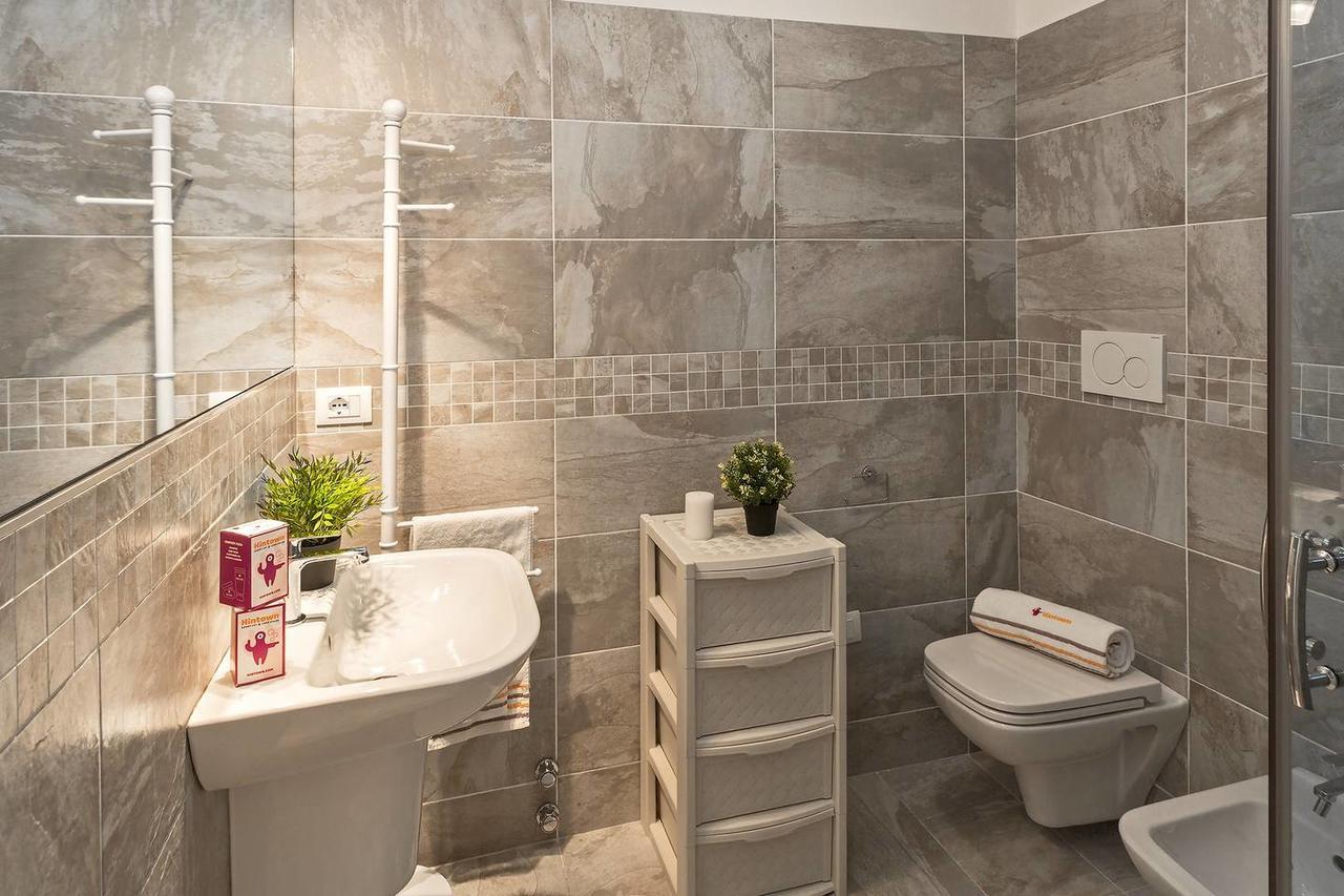 Hintown Wittgens 2 Apartment Милано Екстериор снимка
